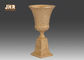 Forma geada clássico do troféu do vaso da tabela da peça central dos plantadores da urna da fibra de vidro do ouro